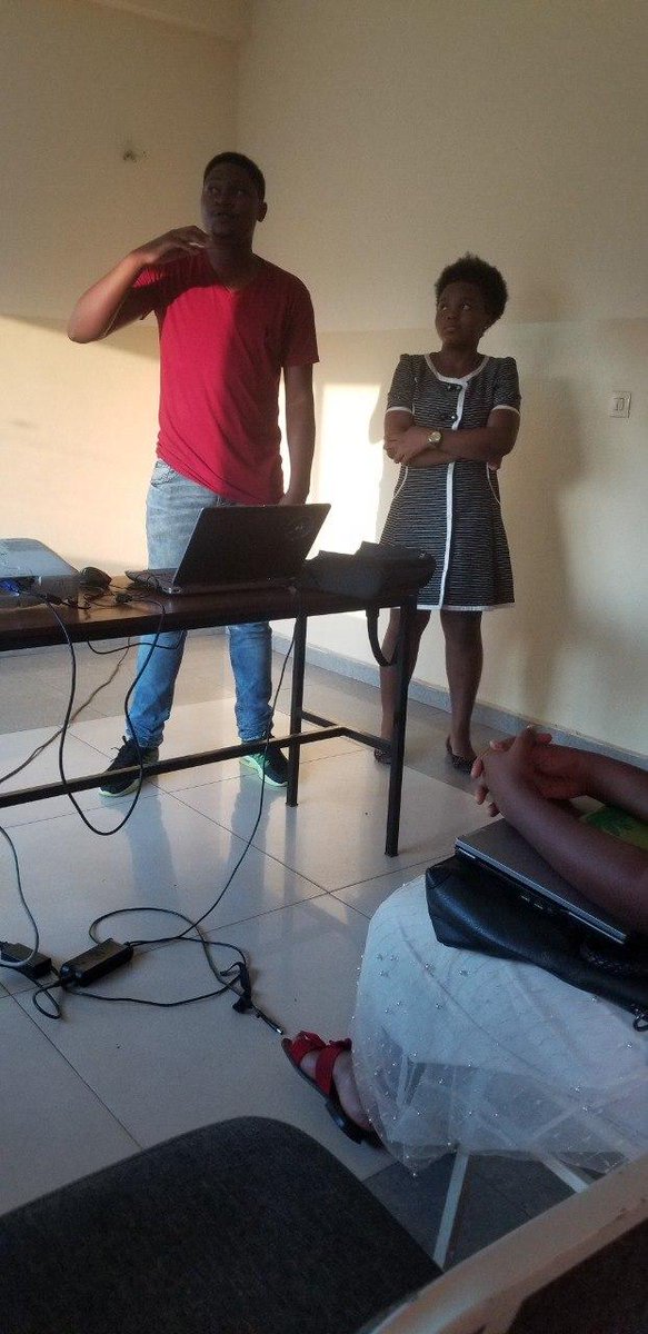 LeSeedMag's tweet image. Les yeux qui pétillent, la boule au ventre, la voix entrecoupée mais surtout un regard passionné ! ✨ C&apos;est à peu près l&apos;expression des pathers lors de la présentation des projets. du #xcodepath samedi dernier. A très bientôt pour la suite. 
#android #python #web