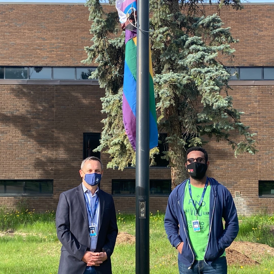 keyanocollege's tweet photo. Today, we raised the Pride flag for the month of June. Keyano College is designated Rainbow space for #PrideYMM our Fort McMurray and our college community #Pride #KeyanoCollege 📷 Frederick Russell VP of Academics and Pride YMM board member and Keyano employee Kryston Munnings https://t.co/tiCi4tkBKP