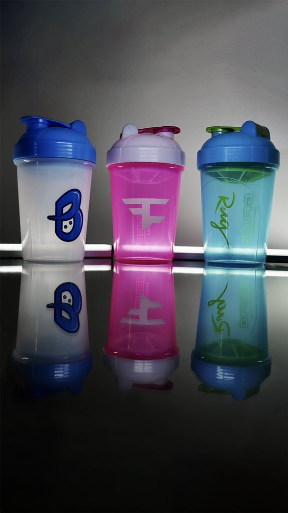 luke_northy's tweet photo. @FaZeBloo, @FaZeJev, @FaZeRug Who you picking ?
@shakerheadz
@gfuelenergy
@gammagamers
@GammaLabs #gfuelenergy #gfuelfazex #gfuelfamily #gamergirl #gamerguy #faze #FaZe #uk #gfuelcan #energydrink #energypowerpump #gfuelsetup #gfuelforsale #pewdiepie #fazerug #faze #fazebloo https://t.co/RjGjSkE3zg