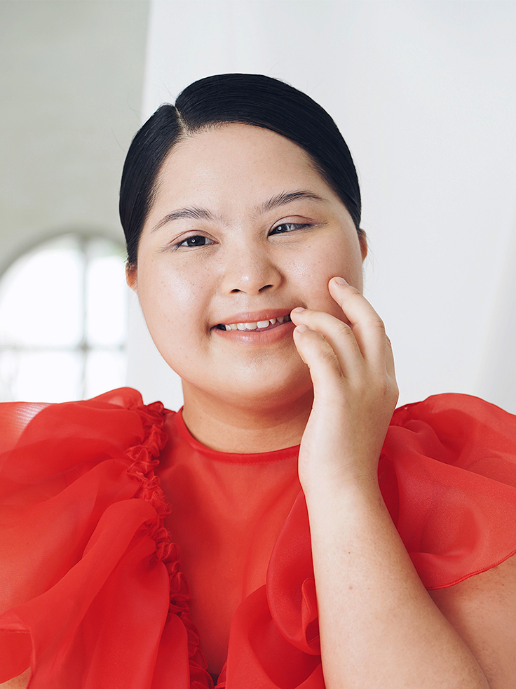 " Nggak ada orang yang bisa memilih seperti apa dia akan dilahirkan, begitu juga aku ... "