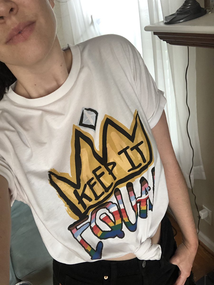 artists_hope's tweet photo. Happy Pride Month!! I’m so happy to be (mostly) out this year! ❤️🧡💛💚💙💜🖤🤍🤎 #keepitequal #pride https://t.co/ogeURoa2dQ
