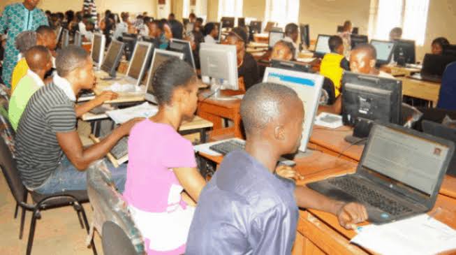 speedyminds's tweet image. Have you heard of the JAMB Mock Exam 2021 and wish to take part in it? Will you also want to get detailed information on what the JAMB Mock Exam is all about? If yes, then this article will be a very helpful one to you.  #2021 #Jamb #Jambmock

speedyminds.com/jamb-mock-exam/