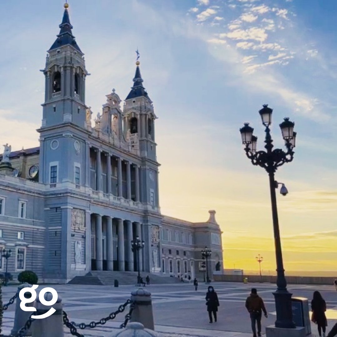 heygolive's tweet image. Postcard of the day: Do you prefer sunset or sunrise? ⛅️

📸 by Huw
🗺 Tour by Jorge
📍 Madrid

Share your postcards, tag us, and use #IWentInMyPJs for a chance to be featured!

#HeygoWithMe #LocalGuides #VirtualTravel #OnlineEvent #ExploreTheWorld #Madrid #Spain #Sky