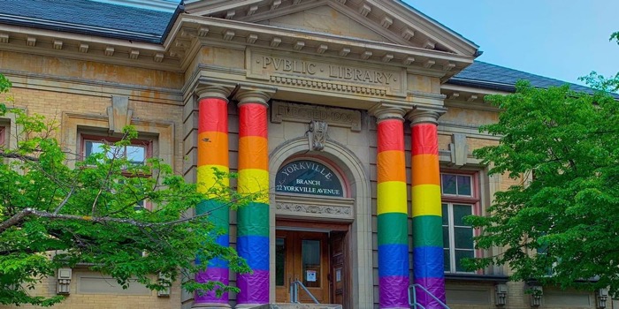 torontolibrary's tweet image. We’re celebrating Pride Month and the LGBTQ2S+ community with online events for all ages, including author talks, family programs and book discussions. Explore the full list of events, recommended reading lists, videos, resources and more. tpl.ca/pride #PrideMonth
