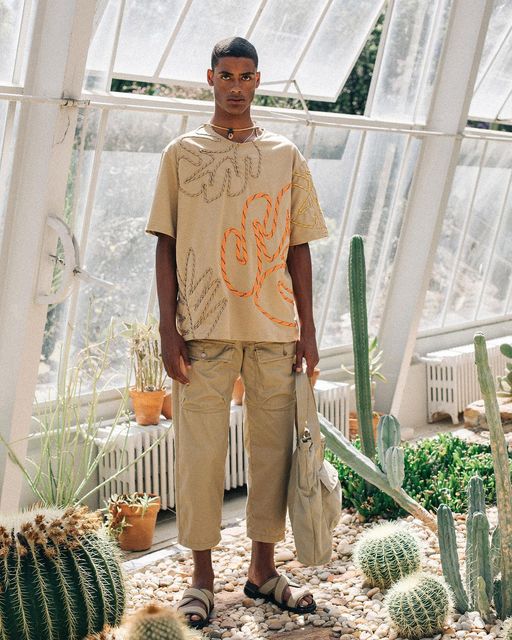 🎨Our dear friend @carlos_mmoure has made this awesome illustration! 
• Embroidered t-shirt 
• Cargo Front Pocket Pants 
• Nylon Bag 
• Leather Tropical Sandals 
.
.
.

#davidcatalan #mensfashion #fashionillustration #portugalfashion #milanofashionweek