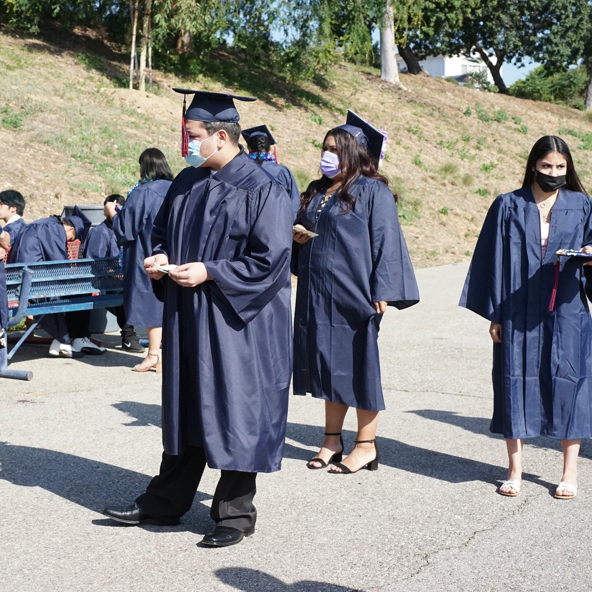 alhambrausd's tweet photo. More #IndependenceHS seniors 🎓celebrating 🥳 their graduation‼️We are CHEERING 🎉 each of you for all you have accomplished in this hardest of years‼️🎈🥁🎈 https://t.co/0Qr4FHP4wW