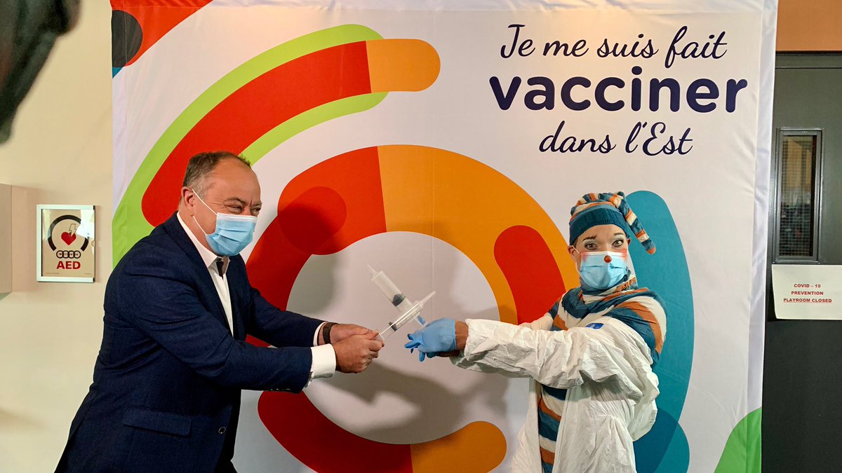 J’ai visité le pôle de vaccination St-Michel <a href="/Cirque/">Cirque du Soleil</a> @KeurigCanada <a href="/McKesson/">McKesson Corporation</a> <a href="/FondsFTQ/">Fonds de solidarité FTQ</a> <a href="/LaTOHU/">TOHU</a> qui ouvre ses portes ajd.

Le taux de vaccination dans ce secteur est l’un des plus faibles de la métropole. On continue de multiplier les initiatives pour rejoindre tous les Québécois.