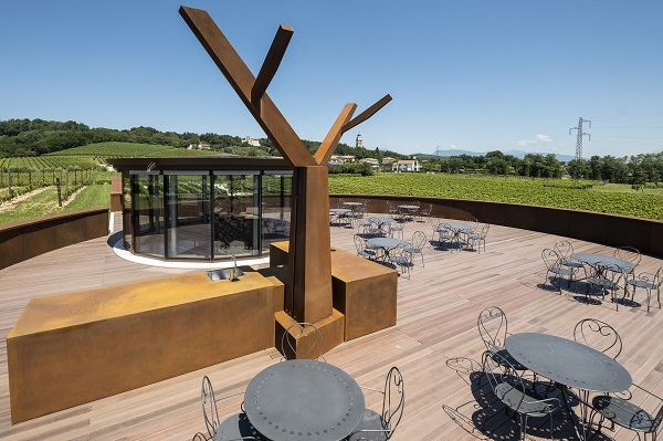 Giusti Wine: the roof party - aperitivo in terrazza martedì 1 giugno bit.ly/2SQ02ji