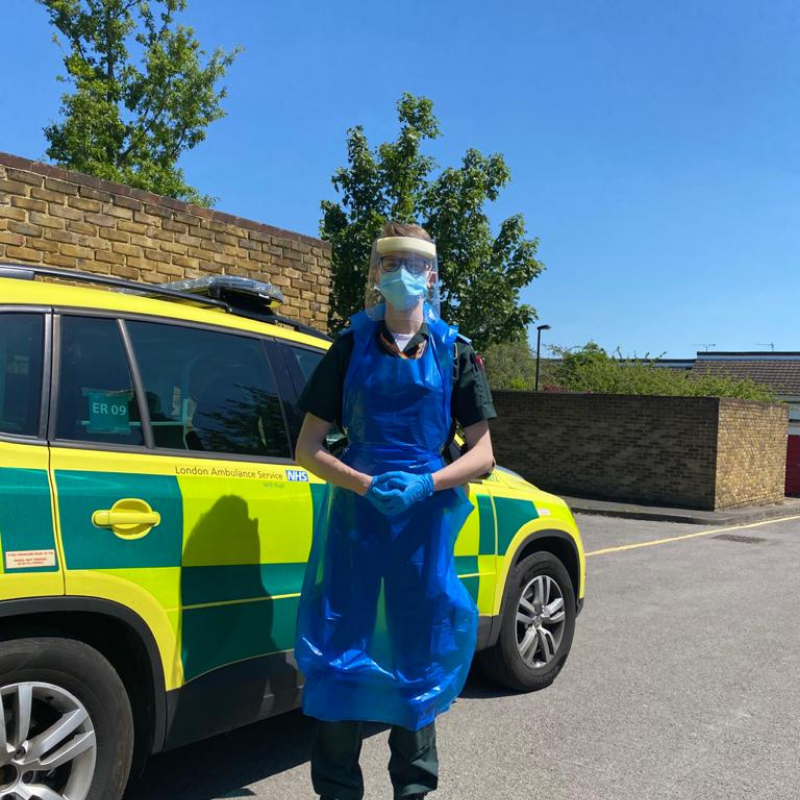 Like all other #TeamLAS crews responding, our volunteer Emergency Responders wear personal protective equipment - including different types of face masks and aprons depending on the nature of the call - to protect themselves and our patients.

#VolunteersWeek #VolunteersWeek2021