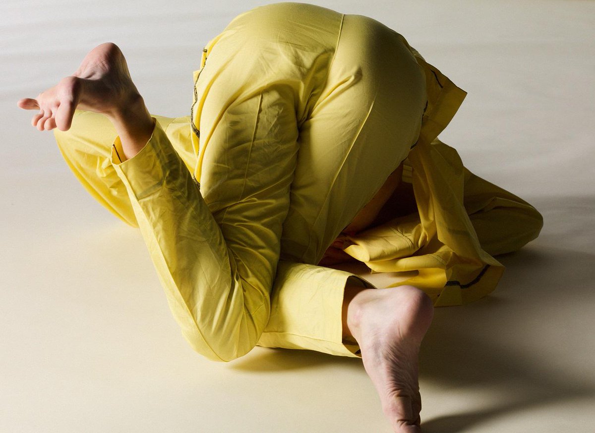 Awearness Fashion tweet media