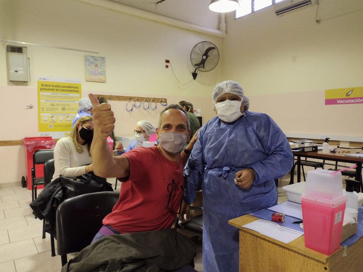 Y por fin una mañana, la Sputnik. Emoción y gratitud
#Navarro2023 #HabraConsecuencias