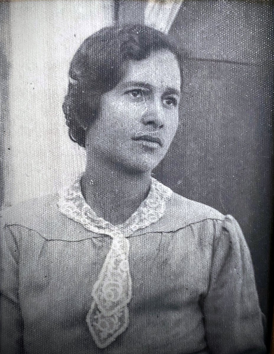 This week’s piece: an ode to my maternal grandmother, an Italian immigrant who settled in a largely Irish-Catholic working-class neighbourhood of Montreal, and to a childhood spent in the home she created here, which had the flavour of the old country. madmakeparty.substack.com