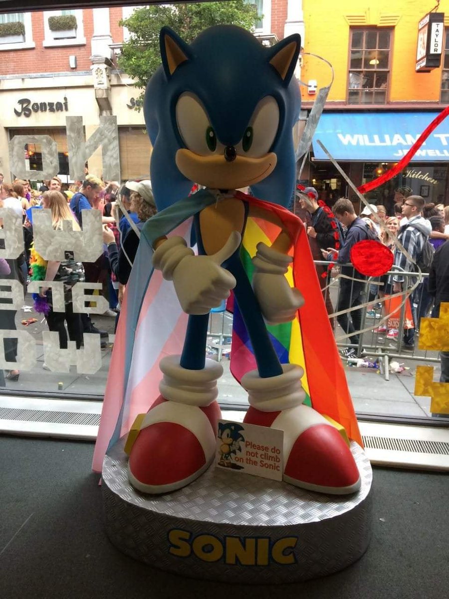 semifreqsonic's tweet photo. Sonic the Hedgehog is a proud ally to the LGBTQ+ community. https://t.co/mHF8vXYYjD