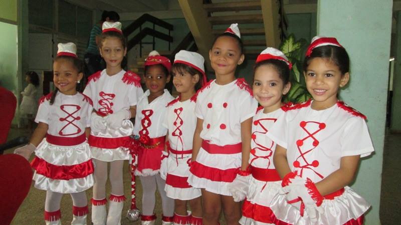 RadioBaracoa's tweet photo. #Hoy es el #DiaInternacionalDeLaInfancia. #Felicidades a nuestros peques !!!Gracias por alegrarnos el alma!!! https://t.co/hdlk3YyMkI