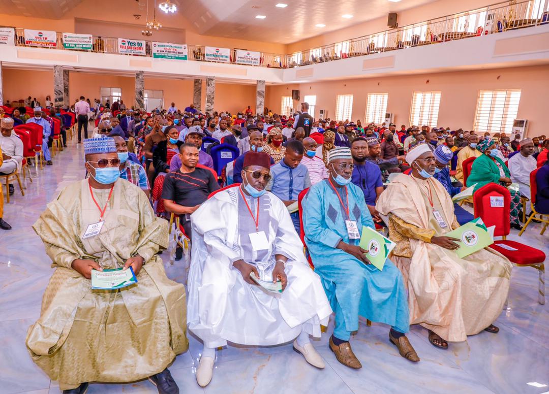 Sen. Simon Bako Lalong tweet media