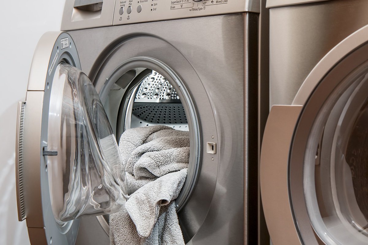 Never worry about your laundry again with Bright &amp; Beautiful's off-site laundry service, with collection and delivery available. We can take care of it, so you don't have to! #nefollowers #laundry ow.ly/awt030rFVmR