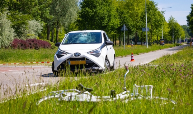 Fietser raakt gewond bij aanrijding op Wethouder Alferinkweg #zwolle - ..
