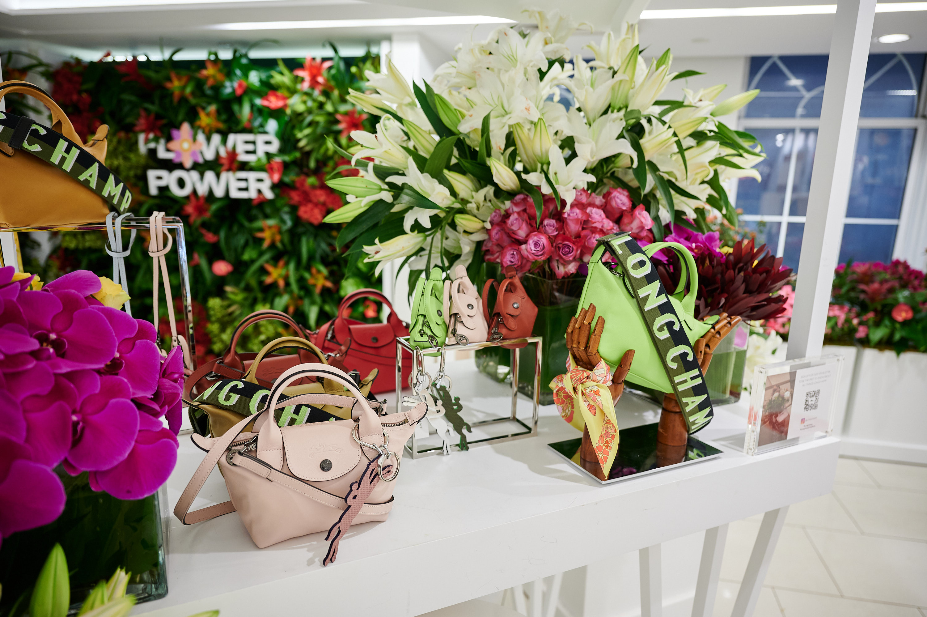 Longchamp on X Where Paris meets New York Whether you re at our Fifth Avenue flagship store Macy s Herald Square or in our Soho boutique you ll never feel so Parisian until you can