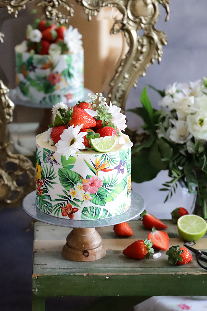 Layer cake de fresa y lima
Una tarta fresca, alegre, colorida y que reflejara al 100×100 la estación en la que nos encontramos: la primavera.
Ver receta ↓↓↓
lareposteriademiguel.com/2021/06/layer-…