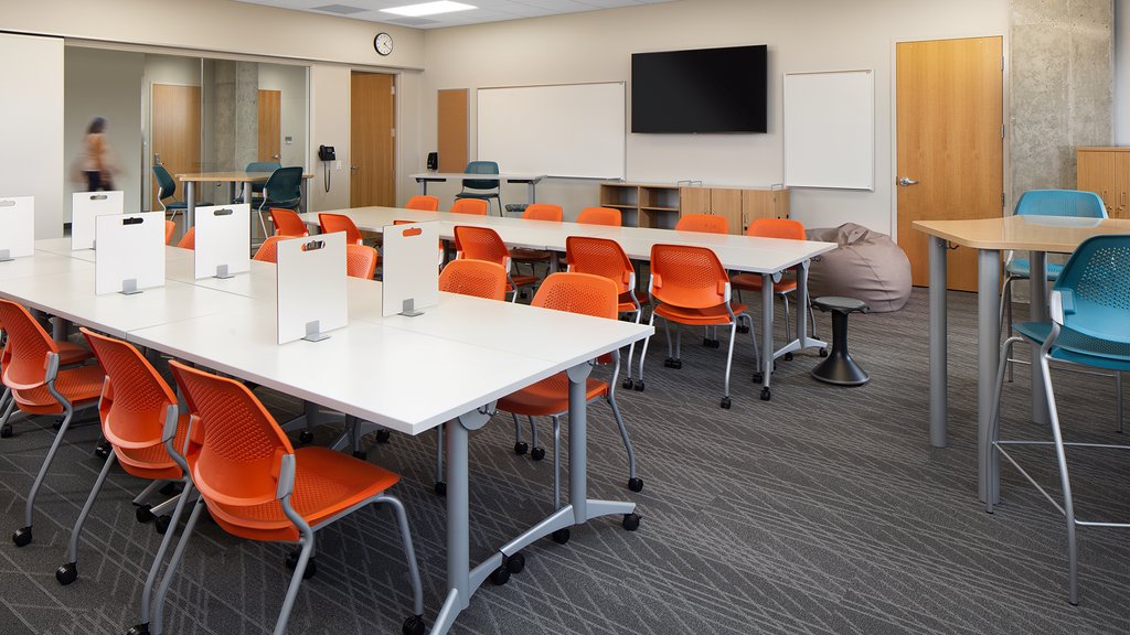 Check out our newly added project profile of Verona High School. Henricksen was selected to work alongside Eppstein Uhen Architects to design, program, &amp; furnish what would be the largest high school in WI. 
View: buff.ly/34pXR8i
#project #profile #new #newprofile #design