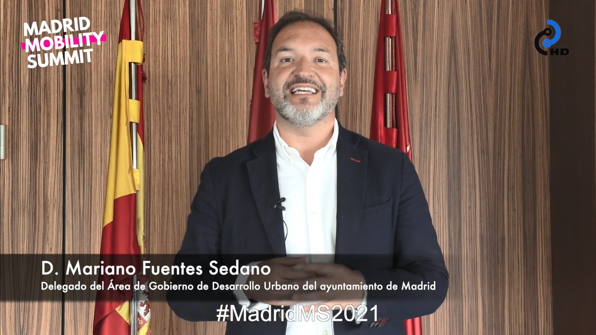 MadridMobility's tweet photo. Mariano Fuentes Sedano, delegado del Área de Gobierno de Desarrollo Urbano, de @MADRID, ha inaugurado la última jornada de #MadridMS2021.

Quienes os hayáis perdido sus palabras, podréis ver el vídeo completo muy pronto en ➡️ https://t.co/wUiPqFUfly https://t.co/YTPjsgIri7