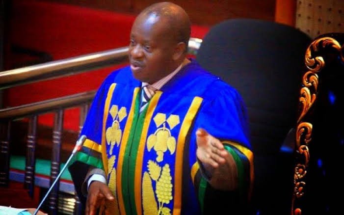 MariaSTsehai's tweet photo. #JobDoYourJob
Achana na mavazi ya wanawake.- Acha kuvunja katiba na kuweka wanawake 19 wasio na chama bungeni π€£π€£π€£
Nice try though!
#TutaelewanaTu ππ½ https://t.co/OIpwRn2nLu