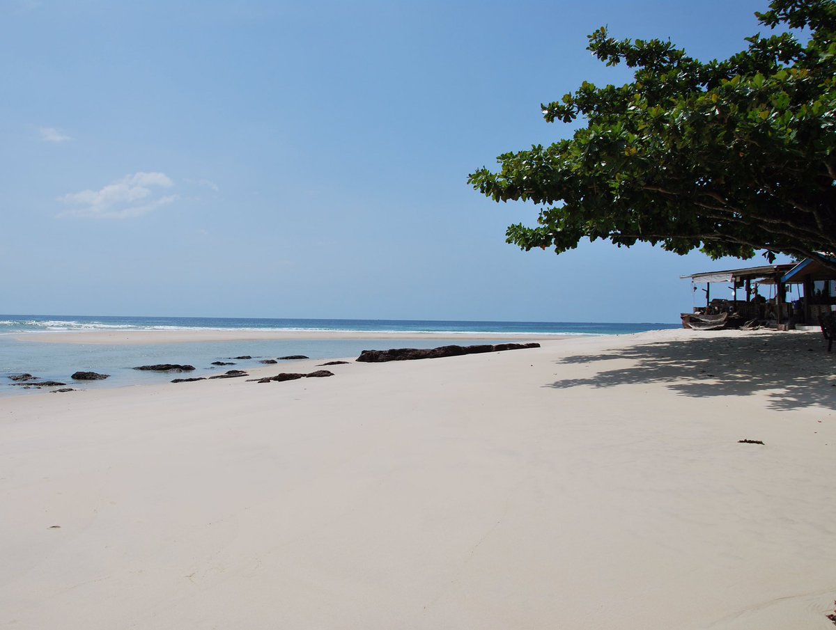 Sierra Leone ❤️🇸🇱 

#nofilter #SaloneTwitter #africa #savetheplanet #beachlife #beachvibes #spiritual #relax #photooftheday #natural #beach #Coastal #adventure #wanderlust #travelblogger #travelphotography