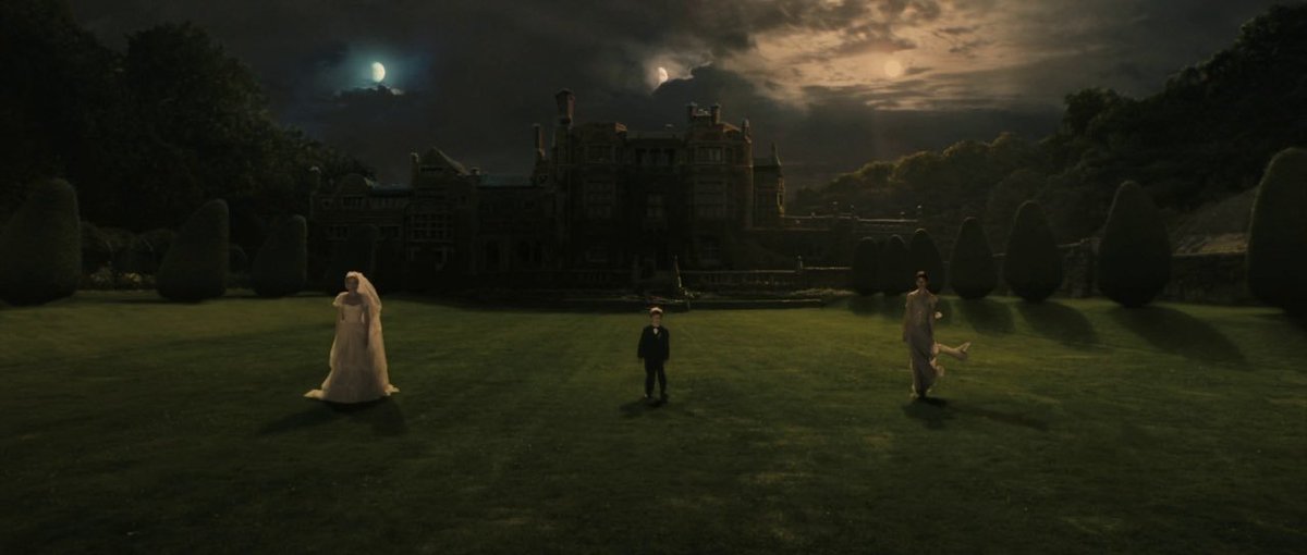 MozartCinemaTR's tweet photo. 🎬Melancholia (2011), Lars von Trier https://t.co/LMqLlMooJo