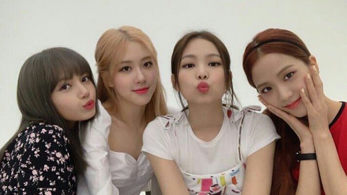 imthtfangurl's tweet photo. 𝓶𝓲 𝓪𝓶𝓸𝓻 𝓶𝓲 𝓯𝓮𝓵𝓲𝓬𝓲𝓭𝓪𝓭 ✨ https://t.co/Im6lfqUxvu