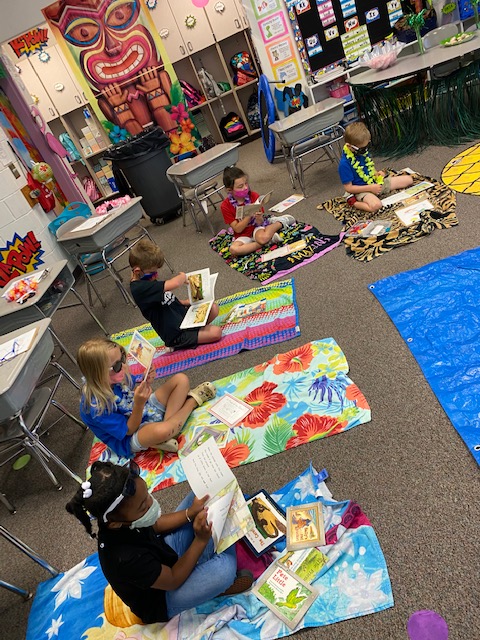 SharkAdmin's tweet photo. The last few weeks of school have been packed with lots of FUN LEARNING! Classes have been decked out as a beach for V, "Vacation" day in kindergarten!  Learning in creative and fun ways, until the very last day! #ridgewoodrevolution https://t.co/3RsjsEd8RU