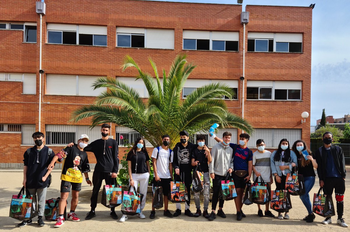 Projecte Solidari AS tweet media