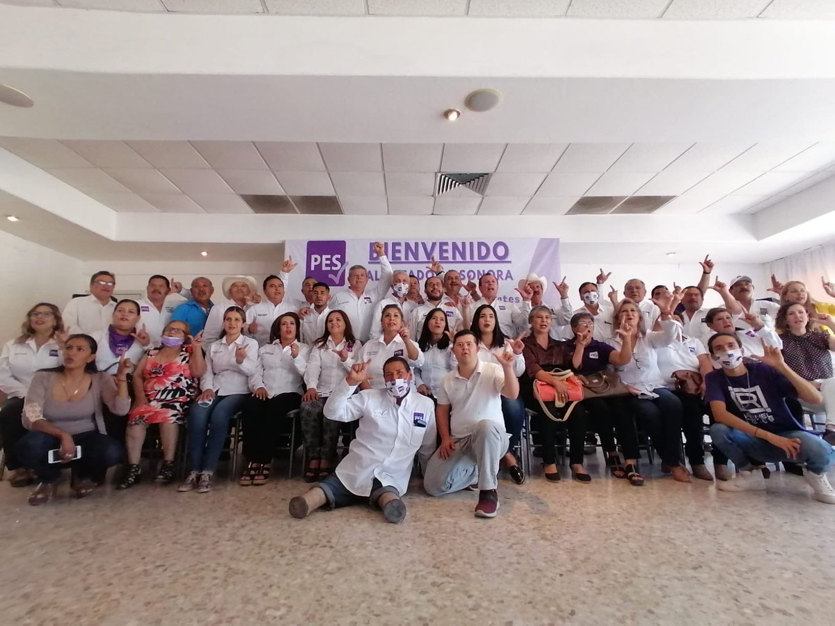 Un gusto recibir en Ciudad Obregón al Dirigente Nacional de la Familia PES, gracias amigo ⁦⁦@hugoericflores⁩ , siempre eres Bienvenido en Sonora, Tu casa.
#VotaPEs #PorLaVidaYLaFamilia #caminandoxsonora #bebogobernador Vota Este 06 de Junio Por la Familia PES