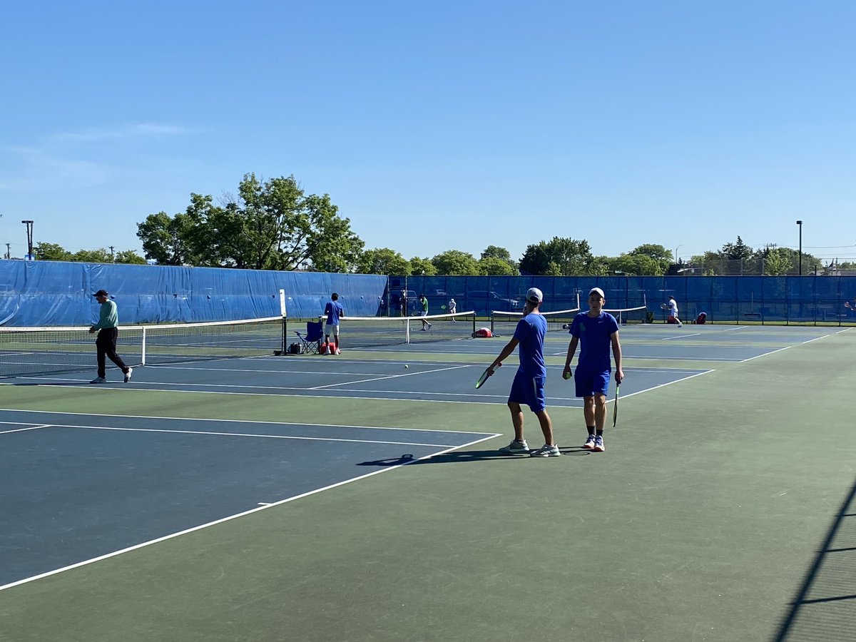 Great morning of Section 6AA Individual Semi’s and Finals today for Boys Tennis. Blake, Washburn, Edina and Burnsville all with players needing a win to get to State