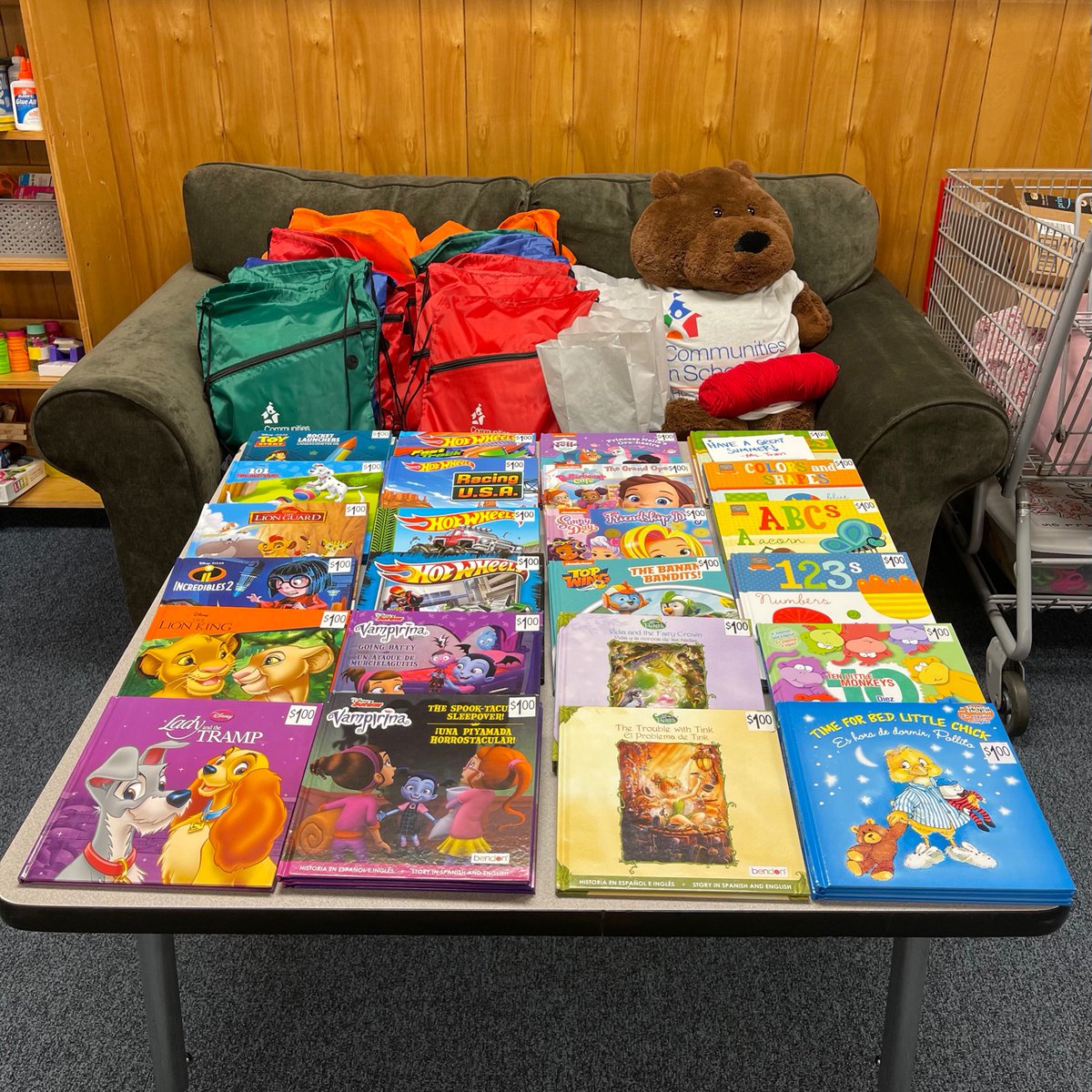 cisliestman's tweet photo. Thank you so much @HEB for the book donations for our @LiestmanES CIS Book Clubs! Our Kinder, 1st and 2nd graders LOVE them and are excited to have books to read at home during the summer! #summerreading #endofyearcelebrations https://t.co/ttFYAbZOBy