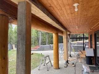 Support braces and posts were placed to support the deck while the rotted logs were cut out and replaced.  If you have any rot or structural concerns on your log home or cabin, give us a call! #logcabin #logbuilder #logrestoration #logrestore #logcabinlife #loghome