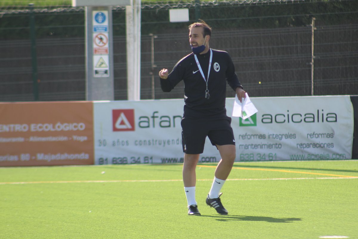 La #DH5 se queda huérfana de veteranos. <a href="/Albertoalvarezm/">Alberto Álvarez</a> pone fin a su paso por el <a href="/RMajadahonda/">CF Rayo Majadahonda 🤍⚡️💙</a> tras entrenar durante cuatro exitosas temporadas al Juvenil A majariego en la máxima categoría. Mucha suerte en el futuro 🔝🔝🔝

✒️ <a href="/__luciaperezz/">Lucía Pérez</a>

👉📰poblafm.com/dh5/alberto-al…