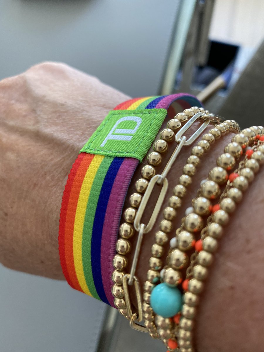Anna_Iacobelli's tweet photo. June is #PrideMonth! Join me in celebrating by showing your support for the LGBTQ2+ community!

🖤🤎🏳️‍⚧️🏳️‍🌈

#pride 
#ForeverProud https://t.co/KHSm9e7oJr