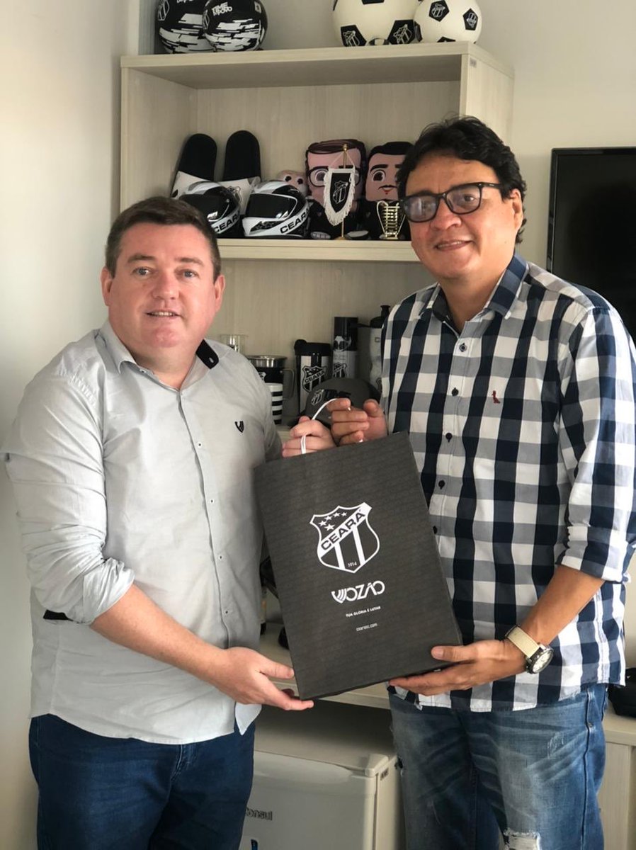 andre_cvlcnt's tweet photo. O bom início de Brasileiro dos times nordestinos não é por acaso. A cada dia se profissionalizam mais. Semana passada visitei o @CearaSC e fui recebido pelo Dir. Comercial, Ricardo Costa. Executivo que cuidava da Arena Castelão,Ricardo comanda uma verdadeira revolução no Vovó (+) https://t.co/qiD9jnFM7o