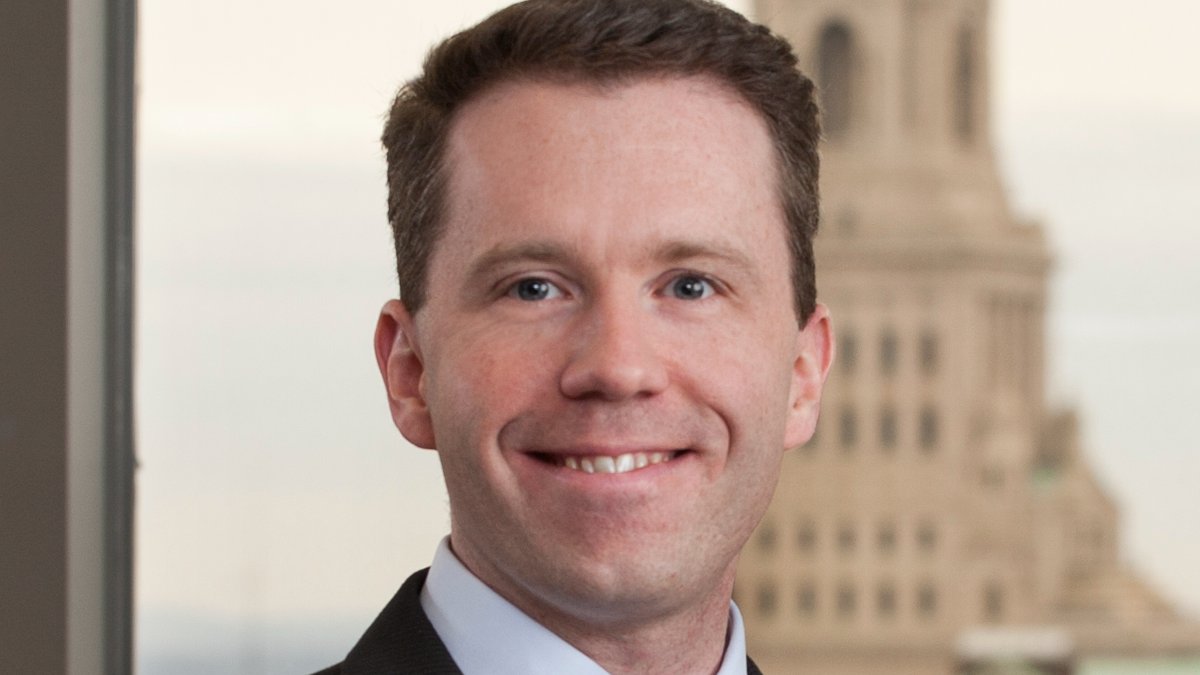 CantorColburn's tweet image. When AI invents, who owns the IP? @CantorColburn's Eric Baron discusses at the 6/10/21 session of @jppcle.