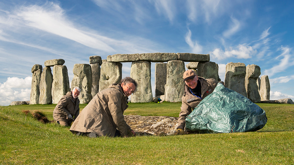 English Heritage tweet media