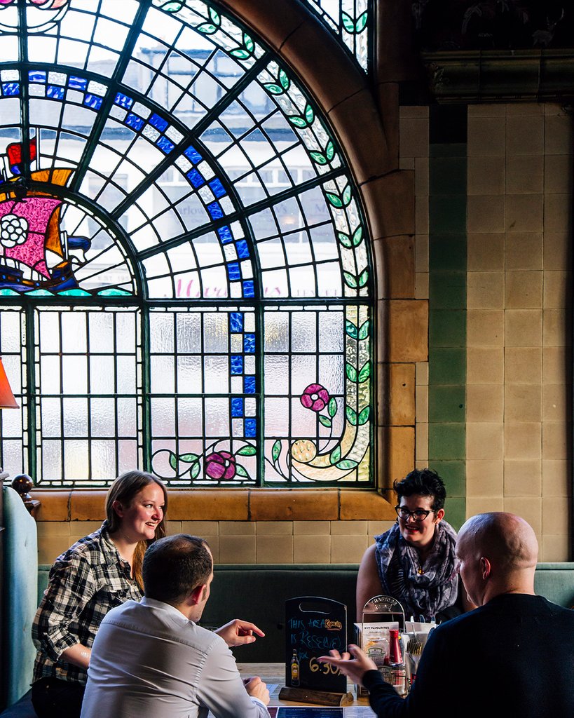 TONIGHT 🚨 QUIZ NIGHT RETURNS 

Jewellery Quarter's best quiz night is back with a few improvements... Beat our Quizmaster Jord for your chance to win bar tabs, a new cash jackpot plus enjoy 2 for £9 cocktails all night long! 

Call 0121 236 7910 to book your table!