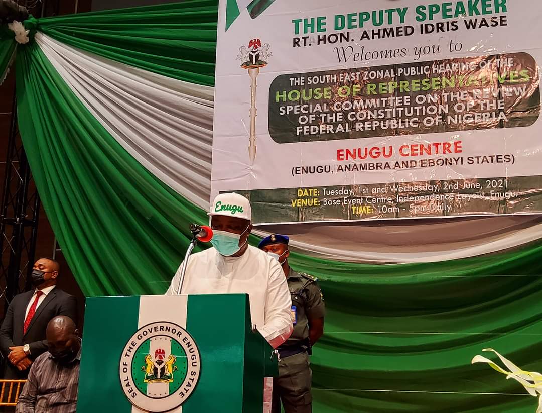 GovUgwuanyiNews's tweet photo. #Constitution #Review: Gov. #Ugwuanyi again backs egalitarian #Nigeria anchored on justice, fairness, equity, inclusiveness

#Governor Ifeanyi Ugwuanyi of #Enugu State, today, in Enugu, declared open the Zonal Public Hearing of the House of Representatives @nassnigeria @HouseNGR https://t.co/xLmoFU7HBH