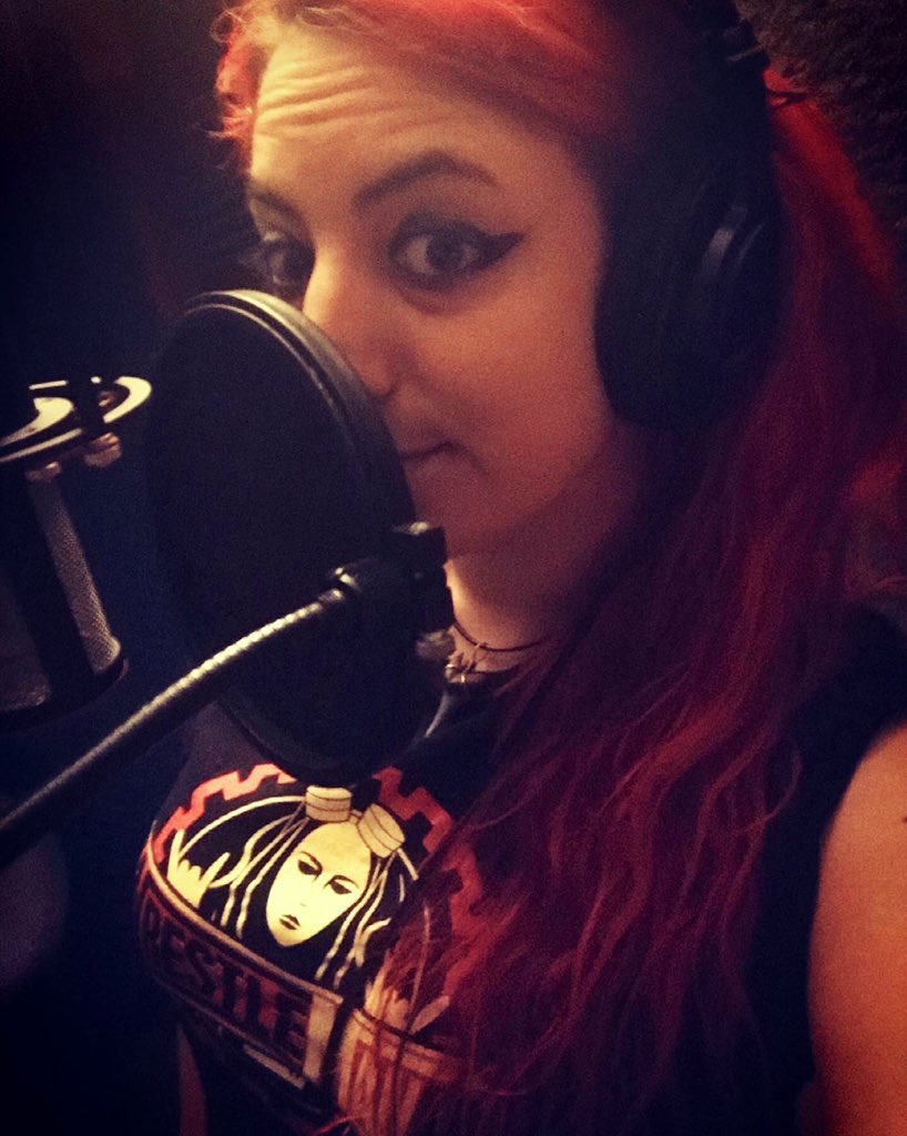 JknifeStiletto's tweet image. Happy Birthday to @AnnieStoic! 
🎙🎸

Fun Fact: She lives every week like it’s #SharkWeek 🦈 
Loves: Law &amp;amp; Order: SVU, Impractical Jokers, &amp;amp; cold brew coffee 
Dislikes: feet &amp;amp; peanut butter