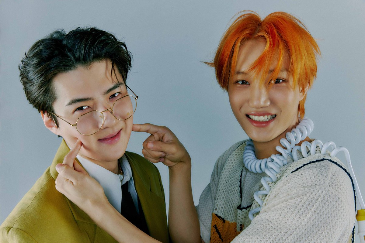 시우민&amp;백현: 너의 손짓           카이&amp;세훈: power