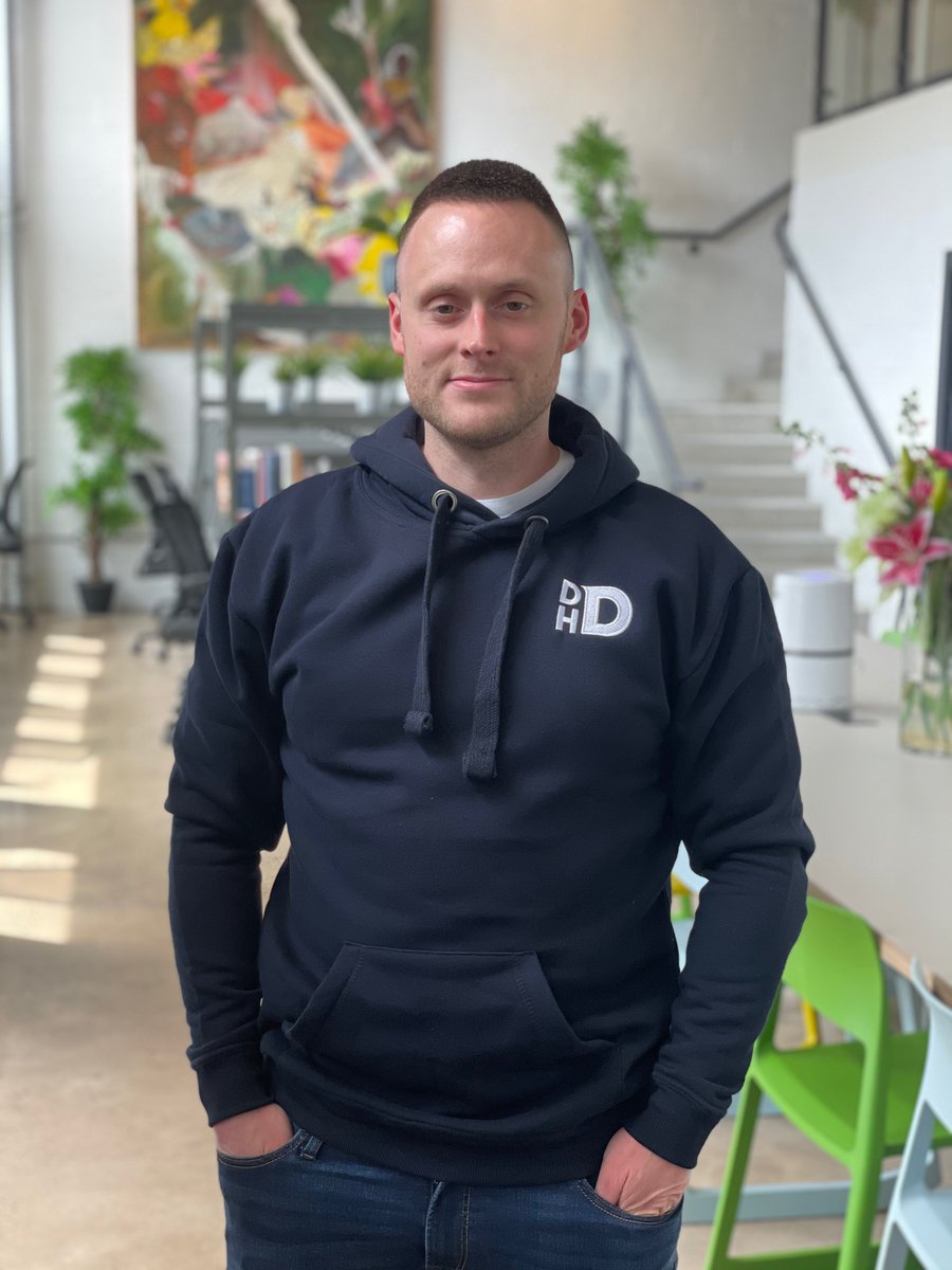 wearedhd's tweet photo. A big welcome to Matthew, who joins the team as our Lead Developer!
He's a big fan of Wolverhampton Wanderers & likes to get over and see them at least once a year, preferably when they're in the Premier League. He's also a fan of the gym and gets up at 5am to go before work!😅 https://t.co/tTvOUHQky1