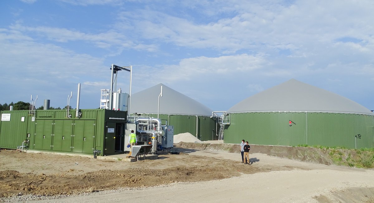 RegazBordeaux's tweet photo. 📢Ça y est ! Depuis ce matin @RegazBordeaux met encore ➕de #GazVert dans son réseau avec l'injection de #Biométhane depuis le site de #Methanisation de Berganton (Saint-Jean-d'Illiac)🚜
Ttes les #Energies du territoire sont mobilisées pour la #transitionenergetique 🌿💪©villeSJI https://t.co/qOqacElgh5