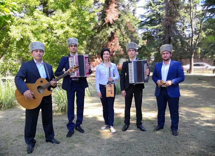 Sausruqo's tweet photo. #AbkhazianInstrument ☘🍀
#AbkhazianInstruments
#AbazaInstrument ☘🍀
#AbazaInstruments
#VaynakhInstrument
#VaynakhInstruments
#GeorgianInstrument
#GeorgianInstruments
#AbkhazianFolkInstrument
#AbkhazianFolkInstruments
#CircassianFolkInstrument
#CircassianFolkInstruments ☘🍀 https://t.co/KB4JSGC3Mv