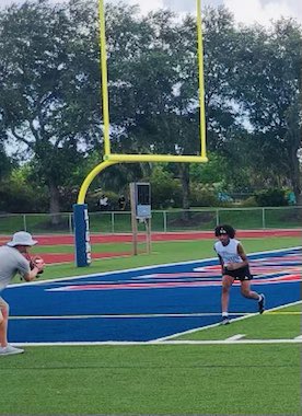 PringleTyreque's tweet photo. 1st showcase event! Did well in the vertical jump with a 38inch jump and in my broad jump with a 116 inch jump. My 40 meter dash needs lots of improvement but ill sure enough get to where I need to be as a whole. Thank you for this opportunity @6starfootballFL https://t.co/kOZMFgsBVL