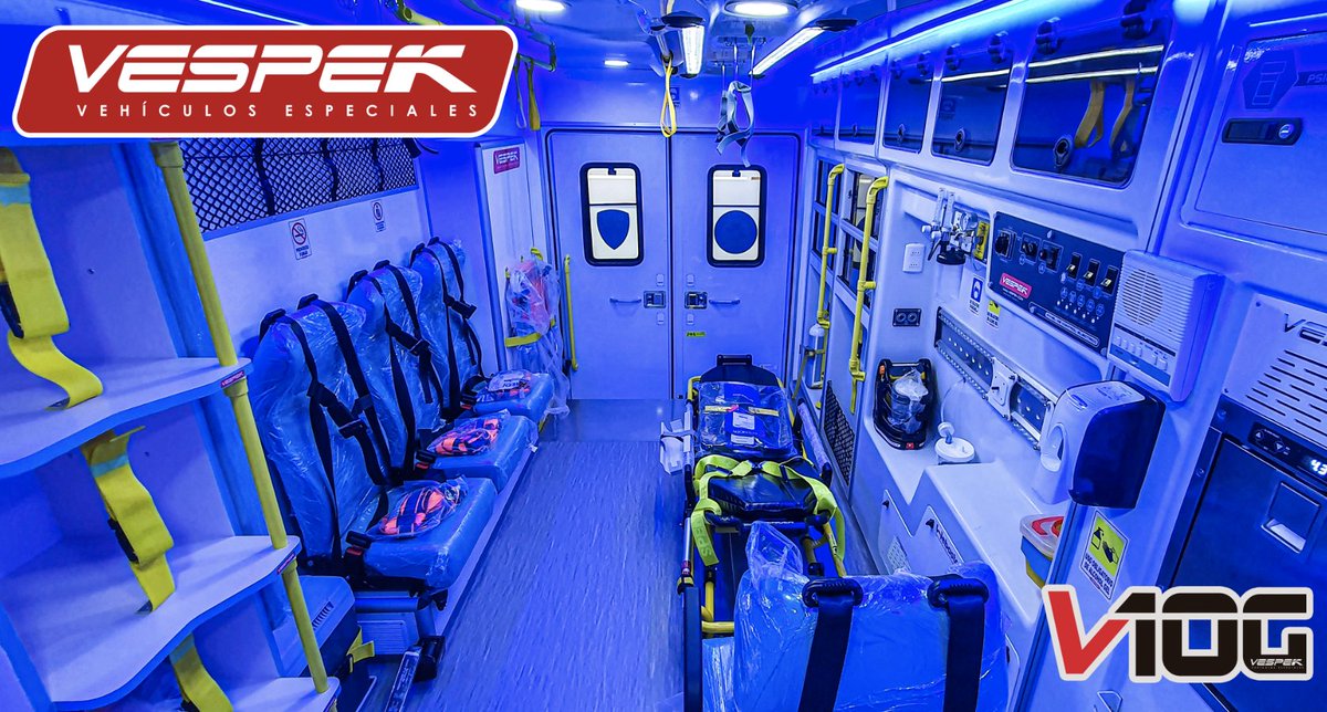 Vespek_'s tweet photo. Equipo #Vespek 🤜🤛 Presenta innovador móvil de Emergencia #Ambulancia🚑🚛 Sobre Camión @freightliner @kaufmann. Proyecto para @MuniLaFlorida con amplio equipamiento de seguridad #V10G y #BioGelCoat, cumpliendo con los más altos estándares de calidad. 😷@spencer_ems @WhelenEng https://t.co/g9M5NaQ75L