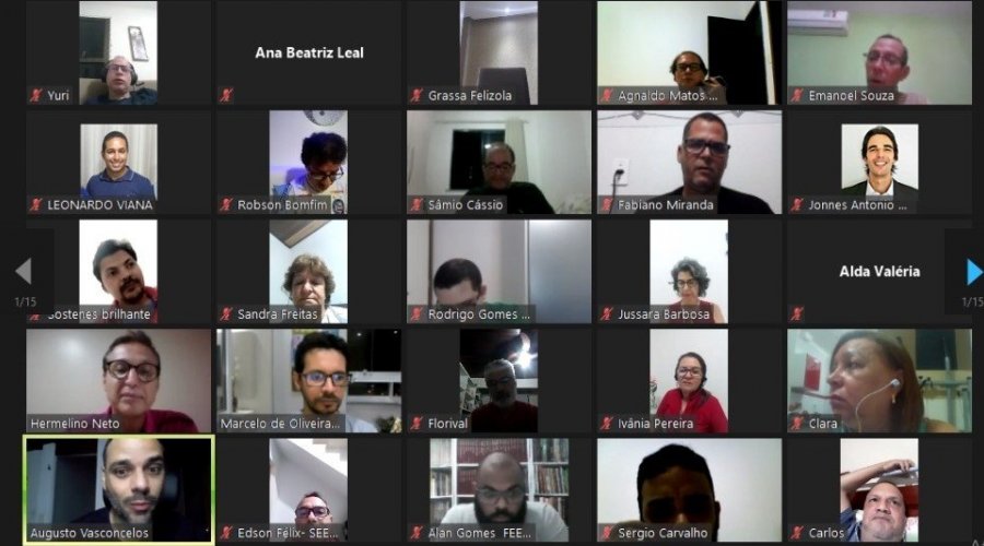 seebitabuna's tweet photo. Em plenária, bancários aprovam indicativo de greve no dia 8 de junho @seebitabuna https://t.co/U5tv60DrV5 https://t.co/EBMybCubO4